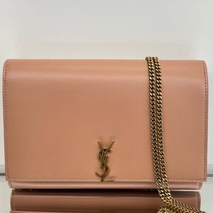 Saint Laurent Cassandre wallet on chain in smooth leather